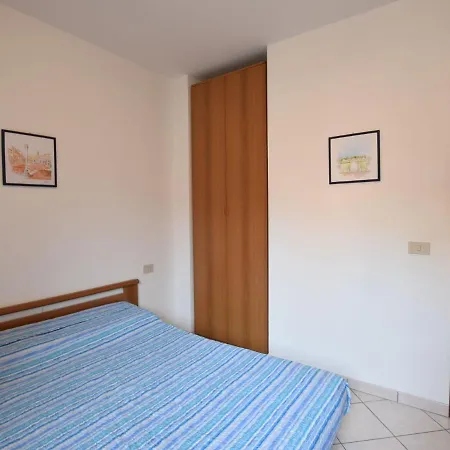 Appartamento Acquamarina-3 By Interhome *