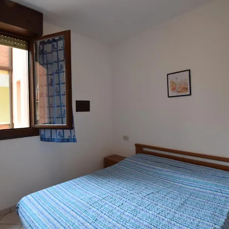 Acquamarina-3 By Interhome Rosapineta